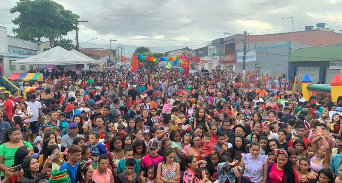Prefeitura realiza festa em comemoração ao dia das crianças
